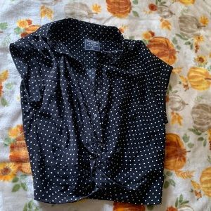 Abercrombie xs polka dot black twist tie bottom. Cropped top the top of jeans